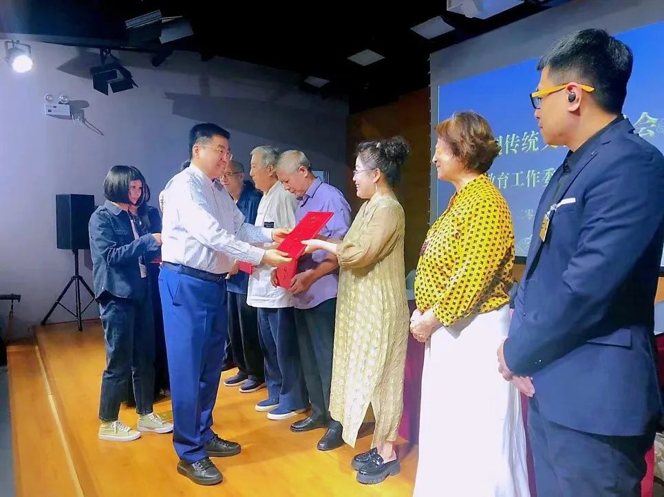 1667189090907424.jpg 640 (1).jpg